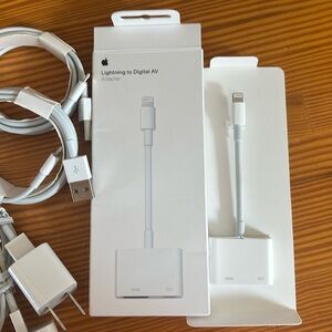 New Apple Lightning to Digital AV Adapter